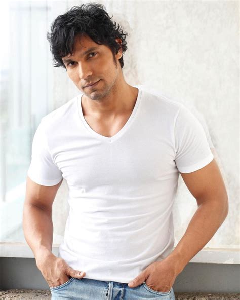 randeep hooda height